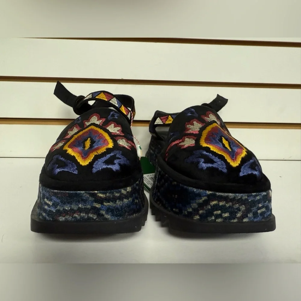 FARM Rio Black Suede Platform Sandals with Multicolor Embroidery